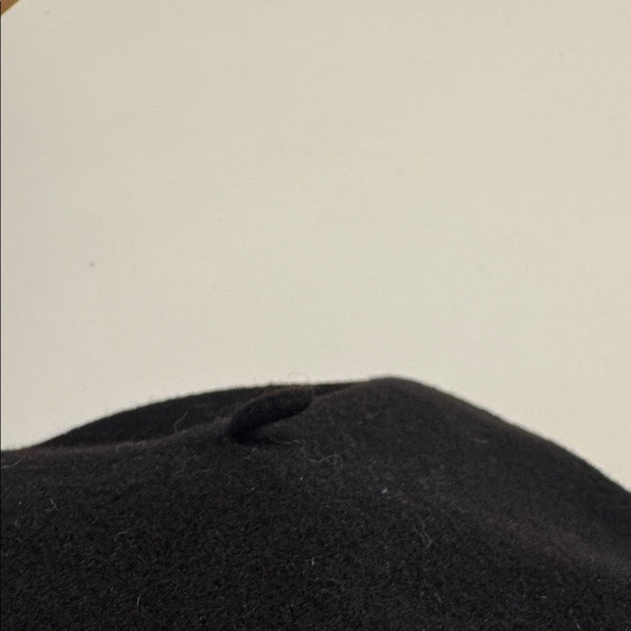Betmar New York Vintage 100% wool basic beret winter hat black - Picture 6 of 8